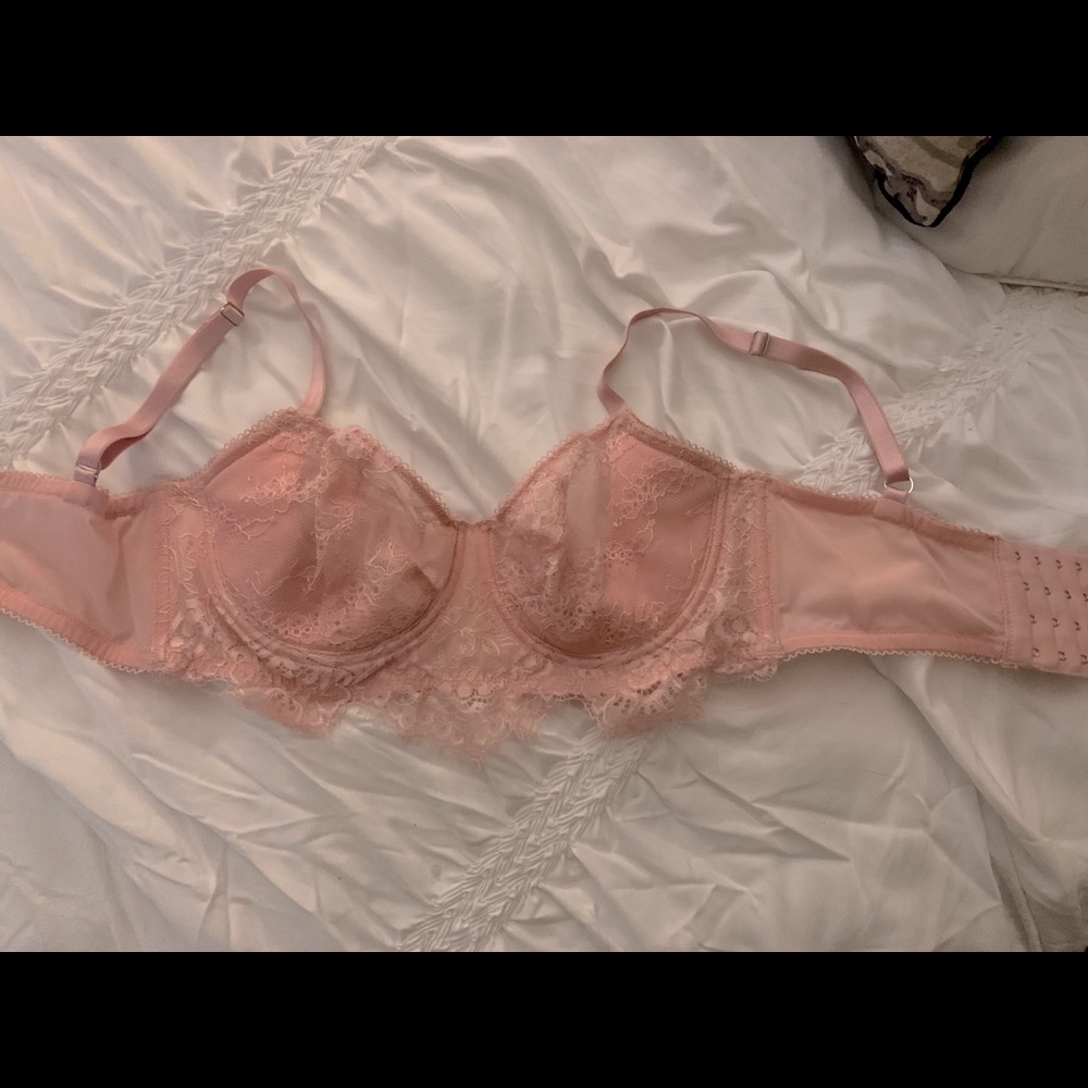 VS sexy lace bra